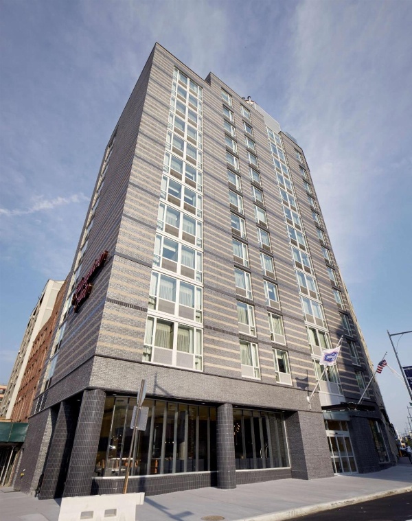 Hampton Inn By Hilton Brooklyn Downtown Main image
